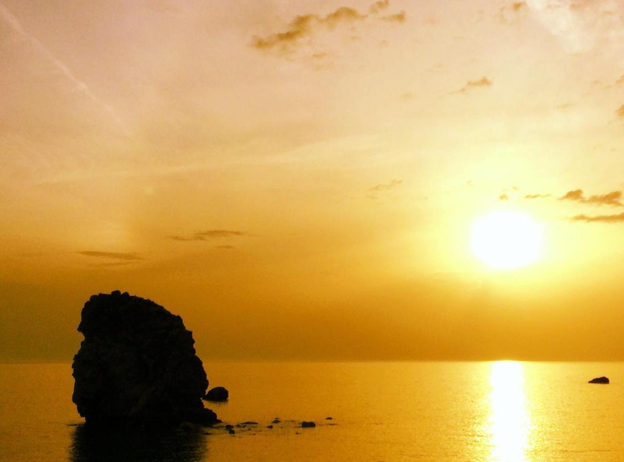 A Due Passi Dal Mare Bed & Breakfast Acquappesa Luaran gambar